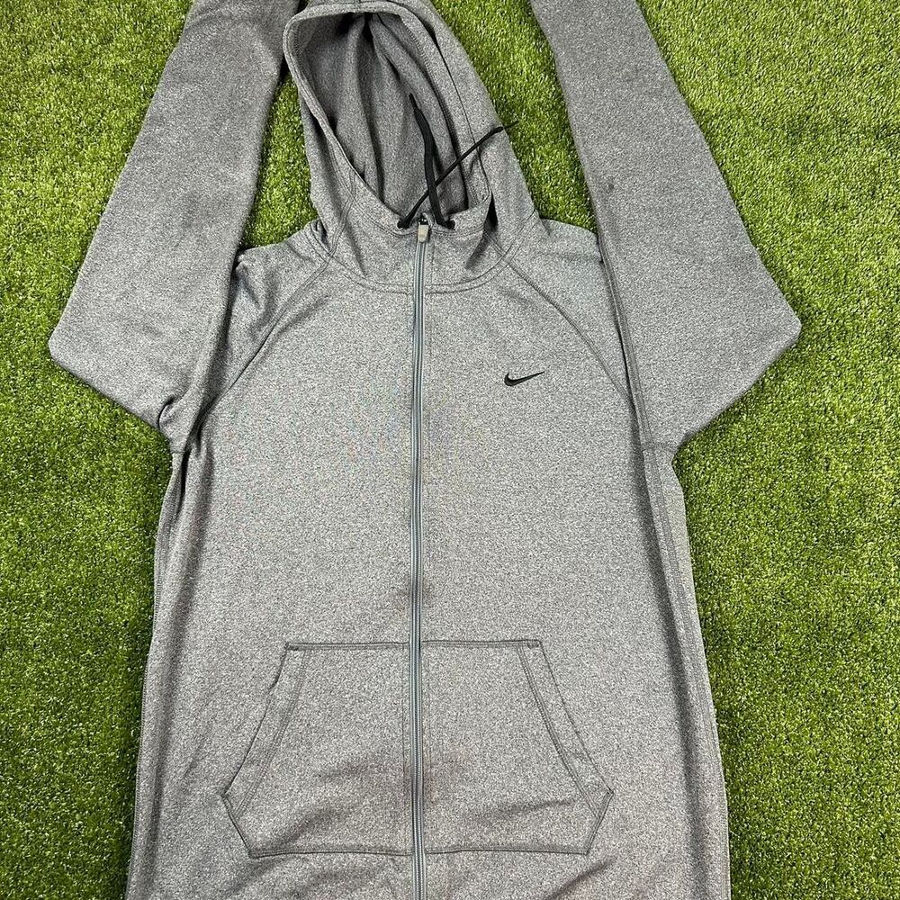 Nike Men's Grey Hoodie